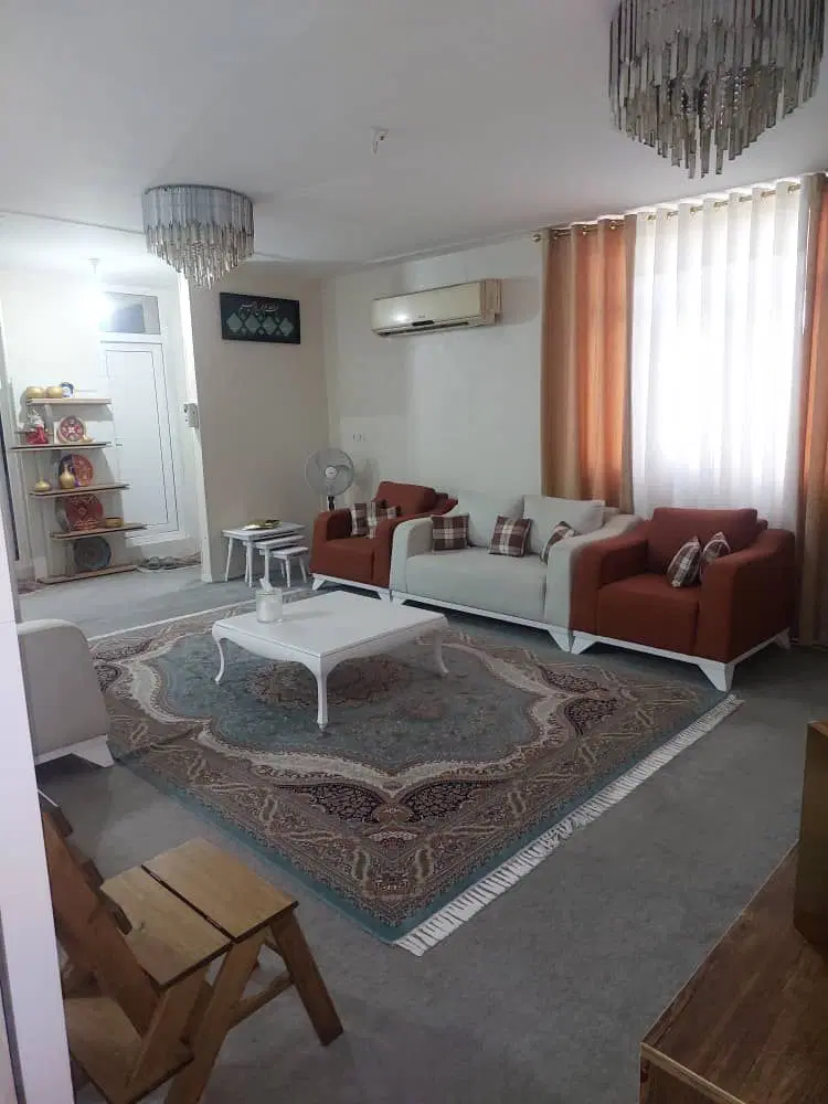 فروش یک باب خانه ویلایی  شیک در فاز چهار کوروش