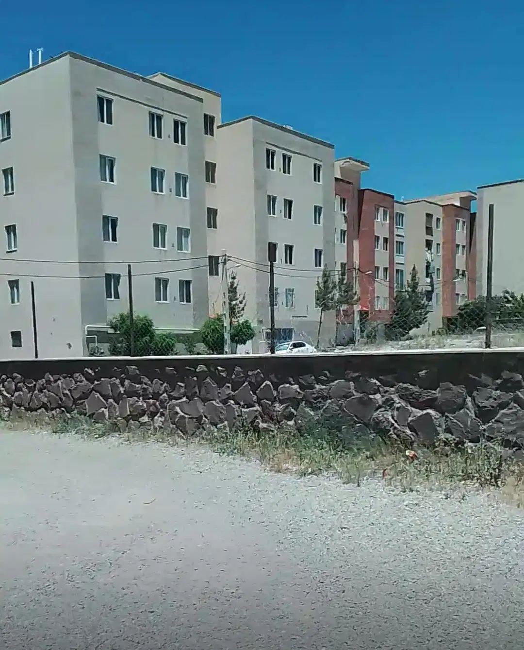 پردیس رودهن مهرآباد ۷۰متر ۲خواب