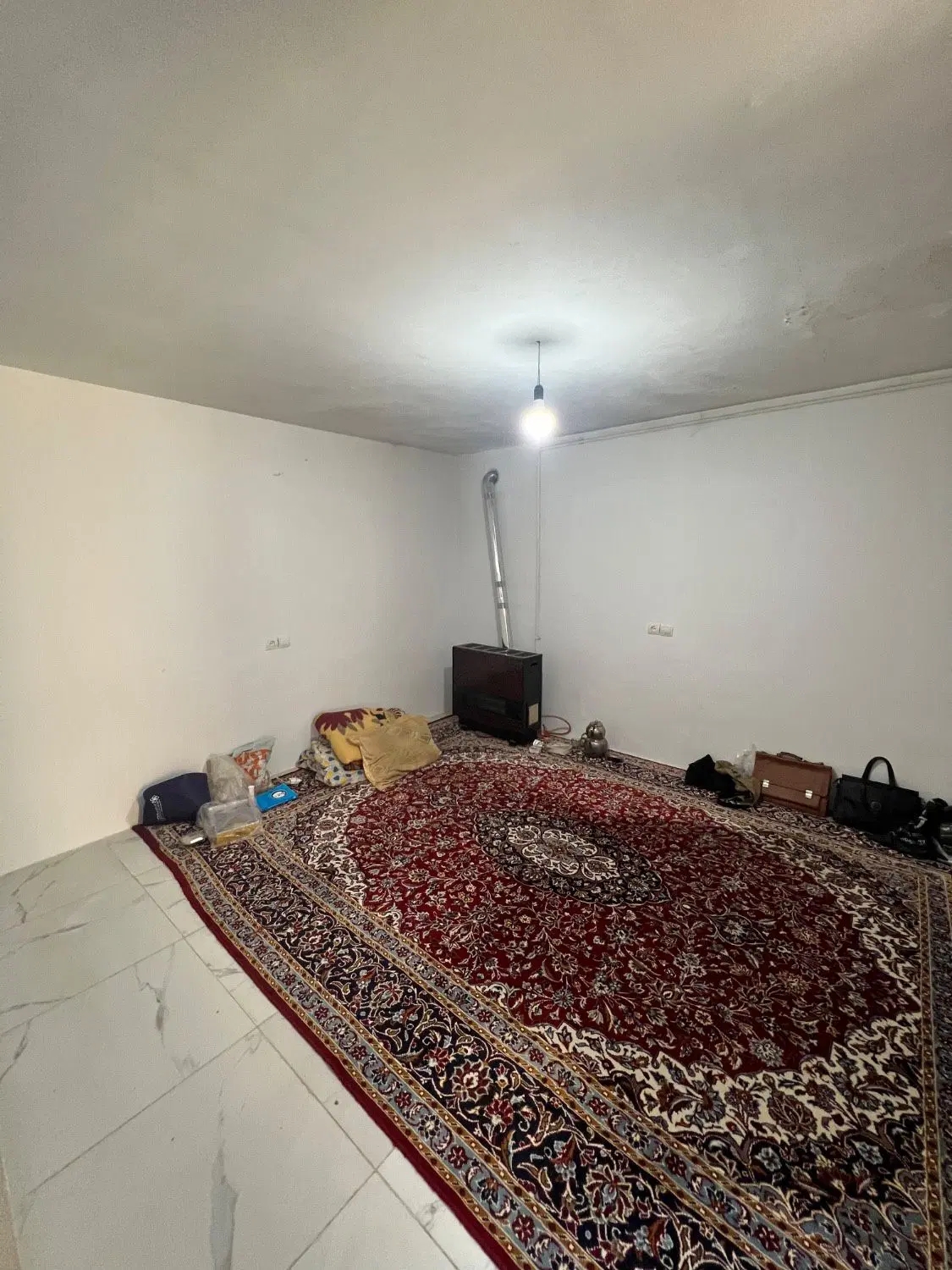 یک واحد ۵۳متری ویلایی راه جدا
