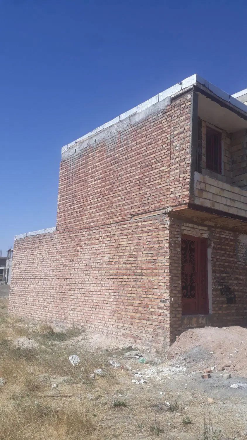خانه نیمه ساخت درولنده سفلی