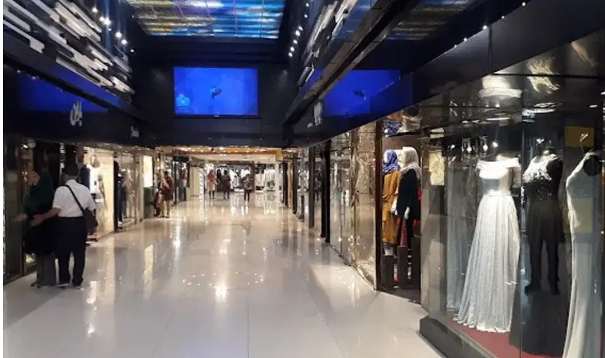 فروش مغازه در مرکز خرید ونک
