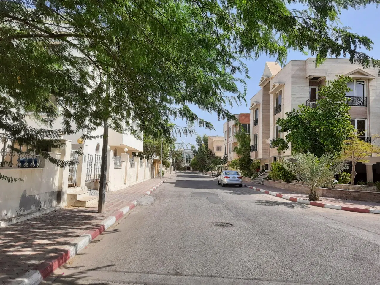 فروش ۷۶ متر، ۲ خوابه خوش نقشه و شیک، فاز ۴ صدف