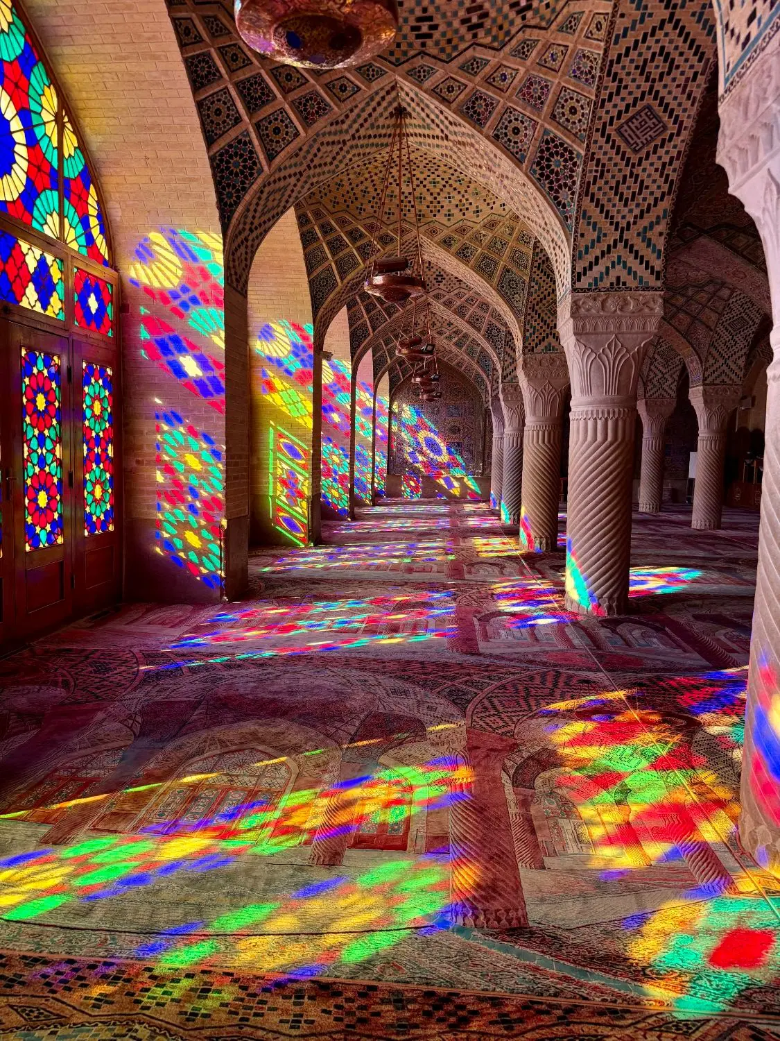 نگین جلال