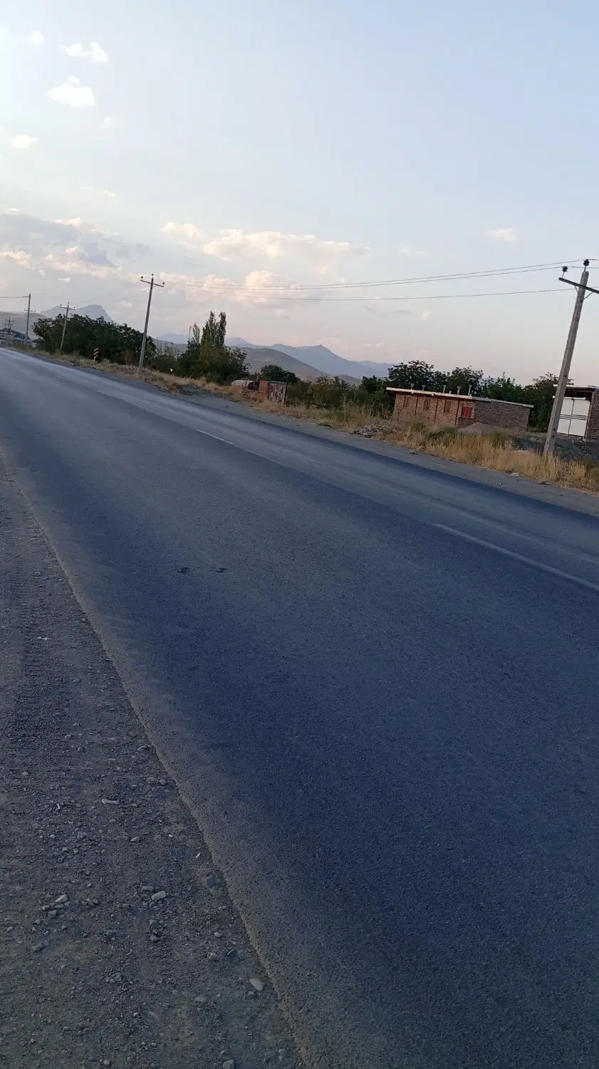 زمین بر خیابان