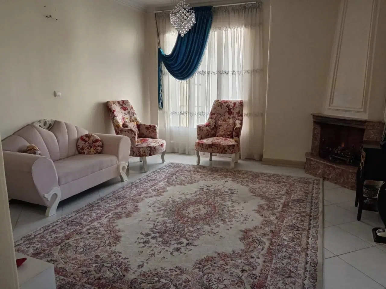 ۵۴ متر پیروزی فرزانه(داودآبادی)