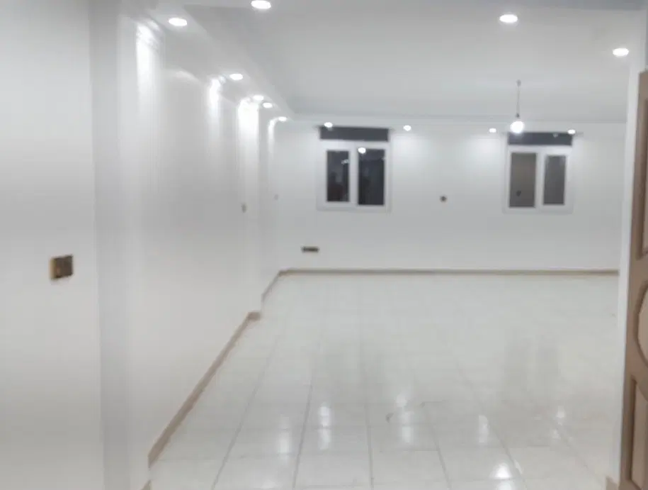 آپارتمان ۱۳۵متری حصارک خ رجایی