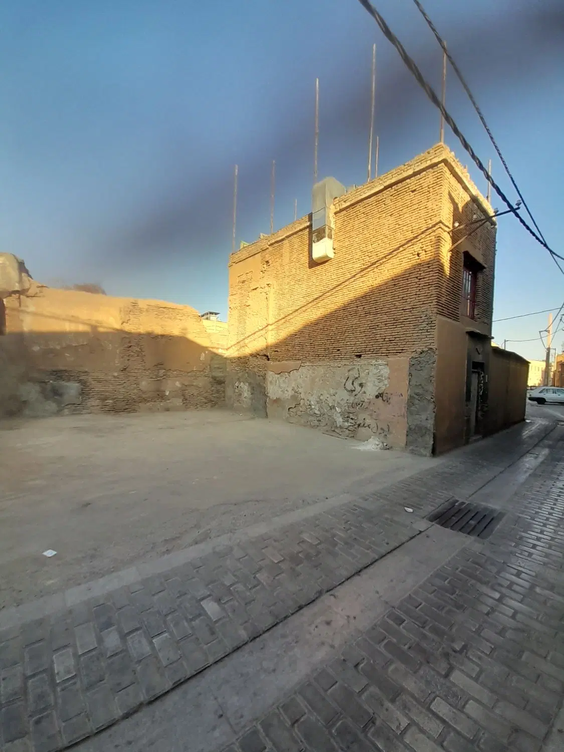 فروش زمین بین الحرمین بافت قدیم با مجوز ساخت