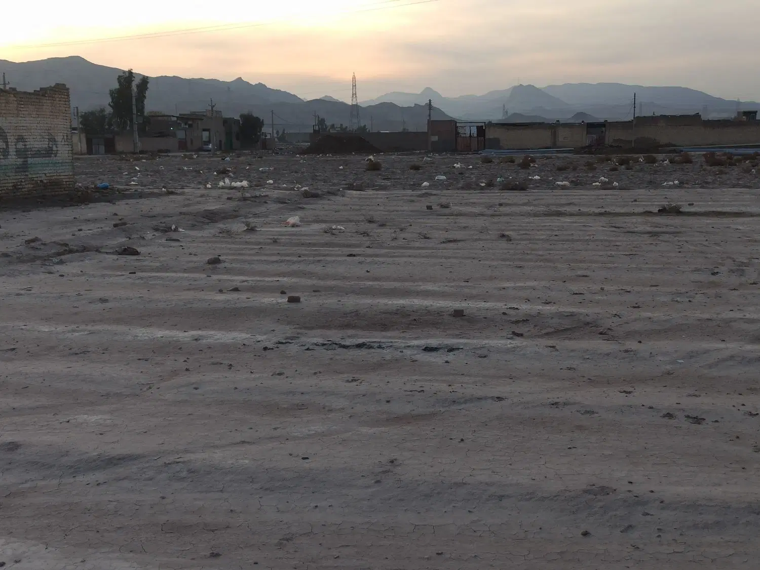 زمین ۱۰۹متربوستان جوان