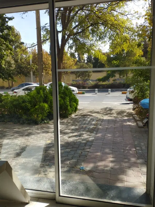 مغازه هنرستان _ ۳۰ متر