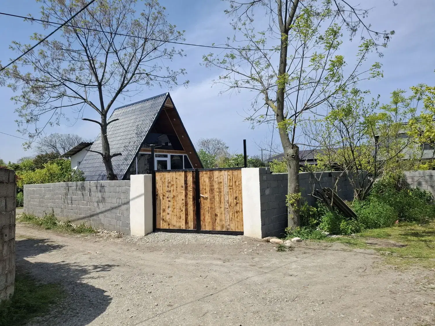 اجاره شبانه کلبه سویسی