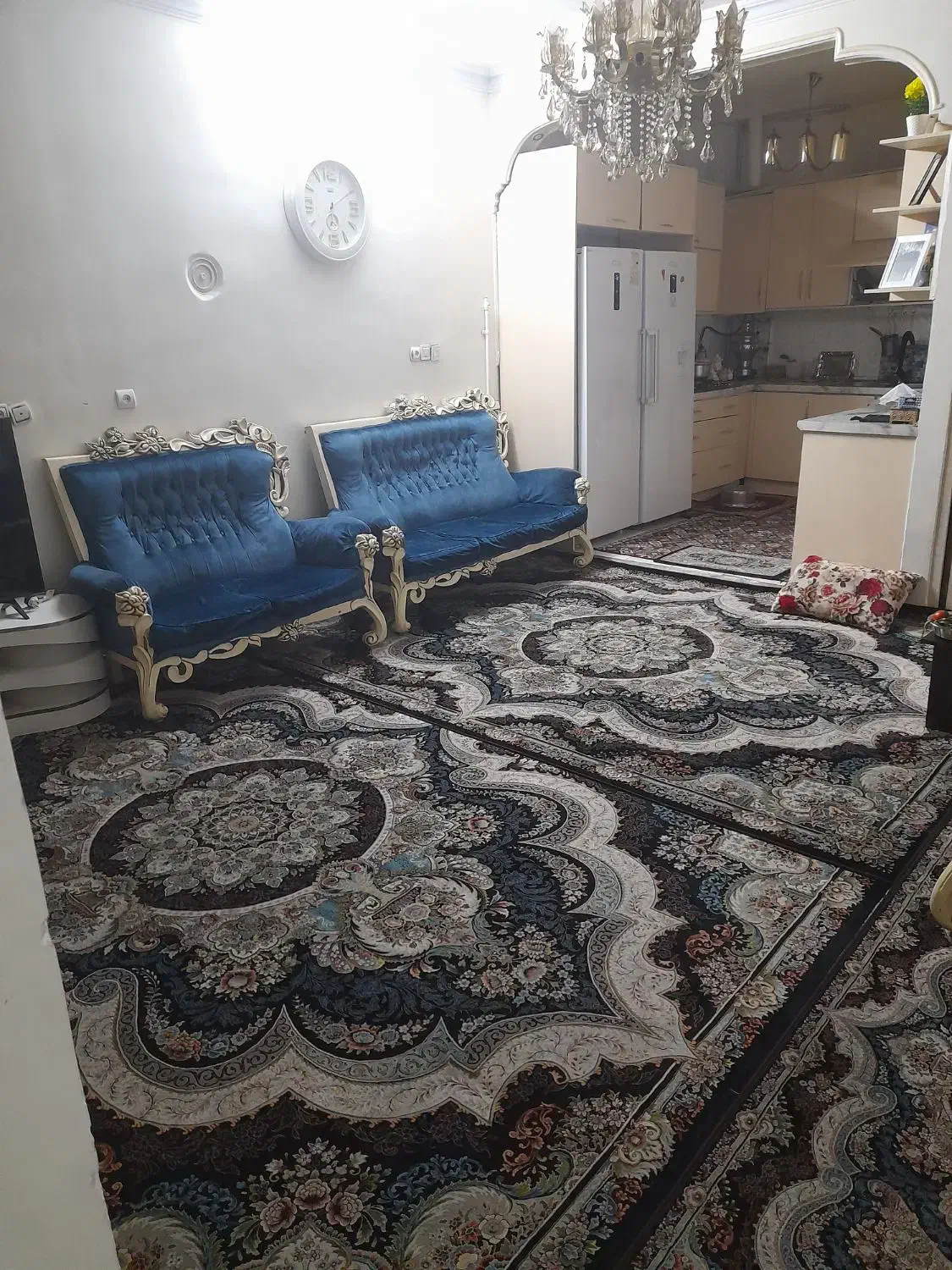 اجاره طبقه دوم خانه حیاط دار