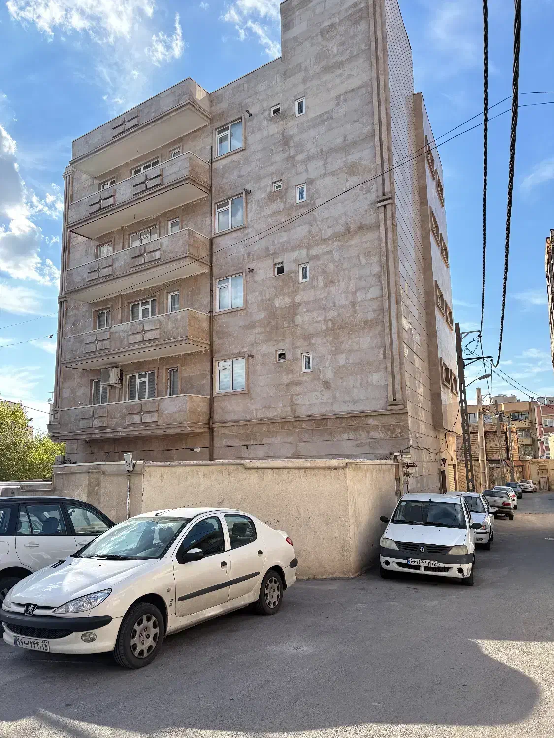آپارتمان ۲۰۳ متر