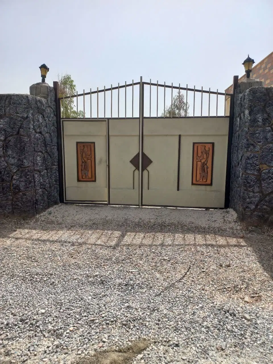باغ قدیمی جاده ساحلی شهر زیار