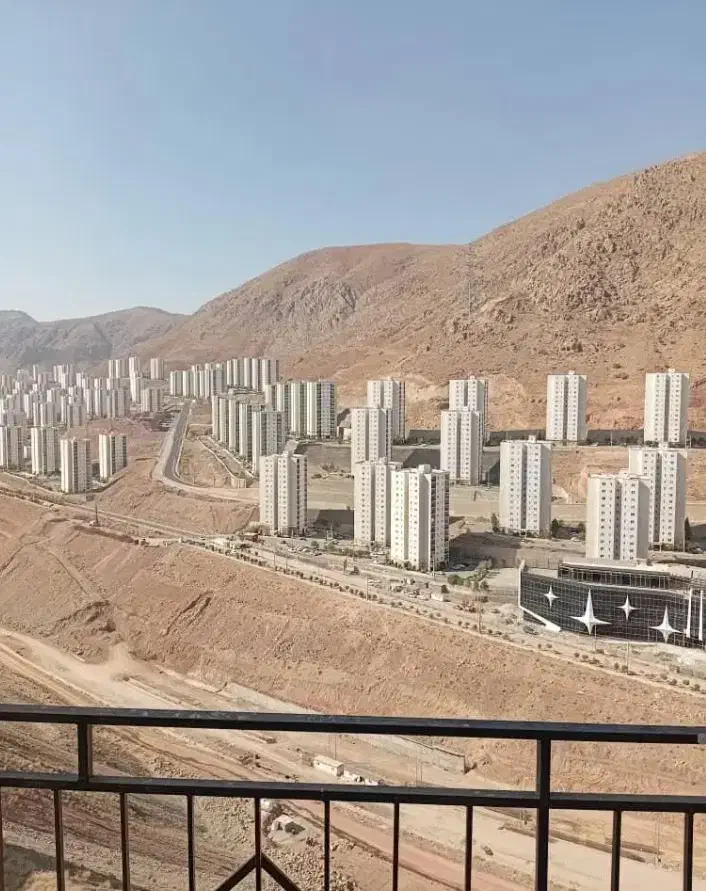 ۸۷متری زون۳ پردیس