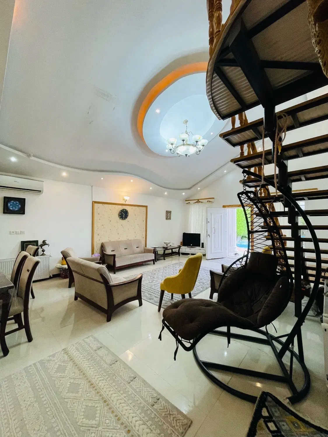 ویلا استخردار شمال کیابسر جنگلی مبله ۲۹۰ متر
