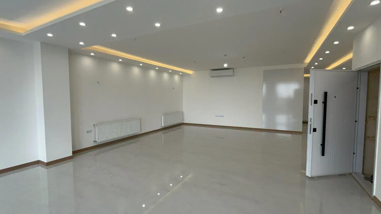 اجاره دربست حاشیه وکیل اباده