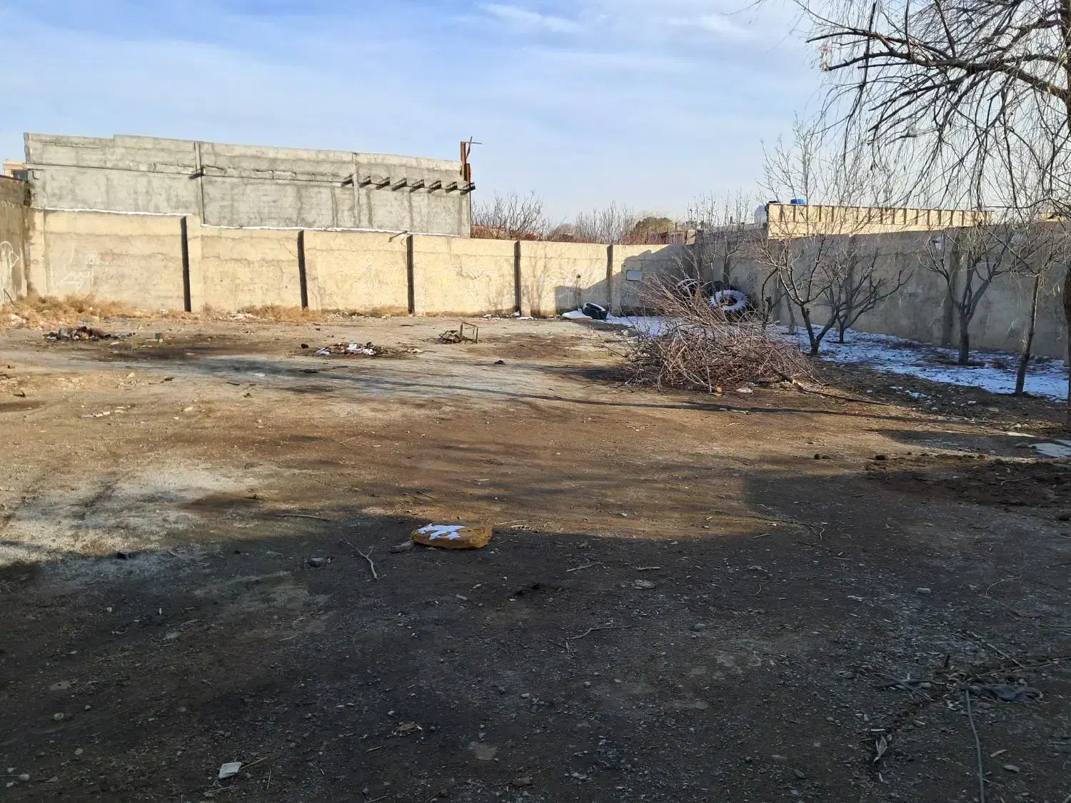 اجاره چهار دیواری