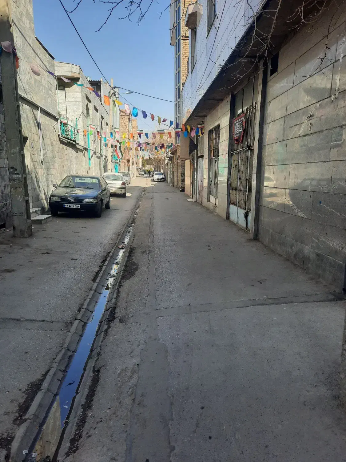 مغازه ۱۲ متری