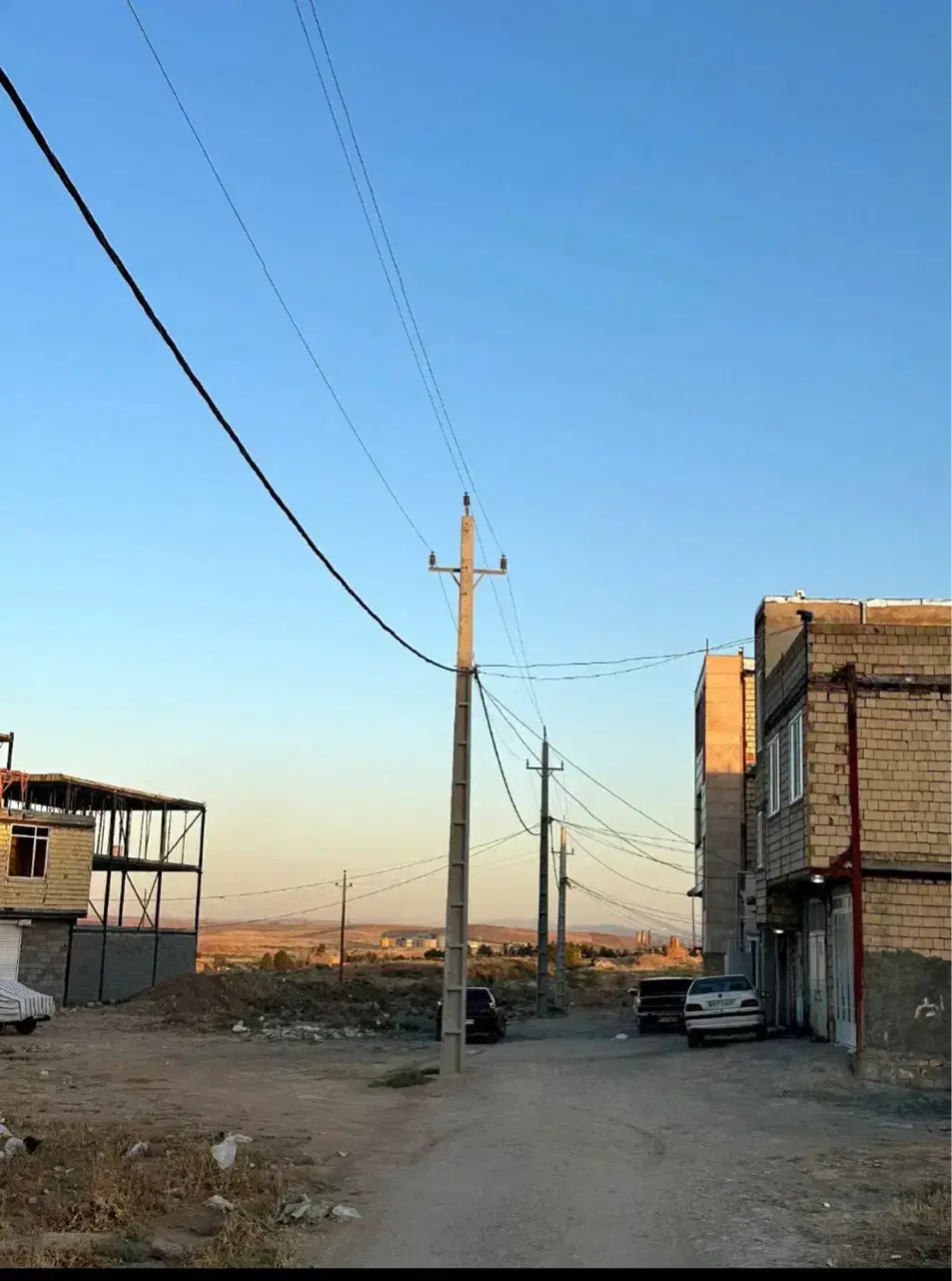۱۳۵متر زمین مسکونی متری ۱۴