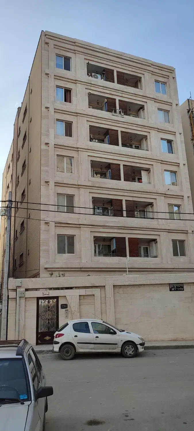 ۱۱۵ متر همکف شیک مجتمع یاس اندیشه