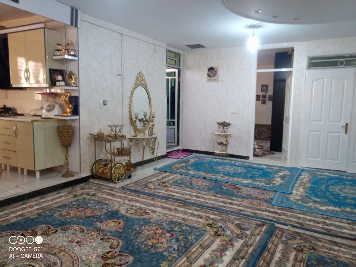 آپارتمان ۱۰۰ متری ظفر۳روی خیابان ۲۰متری