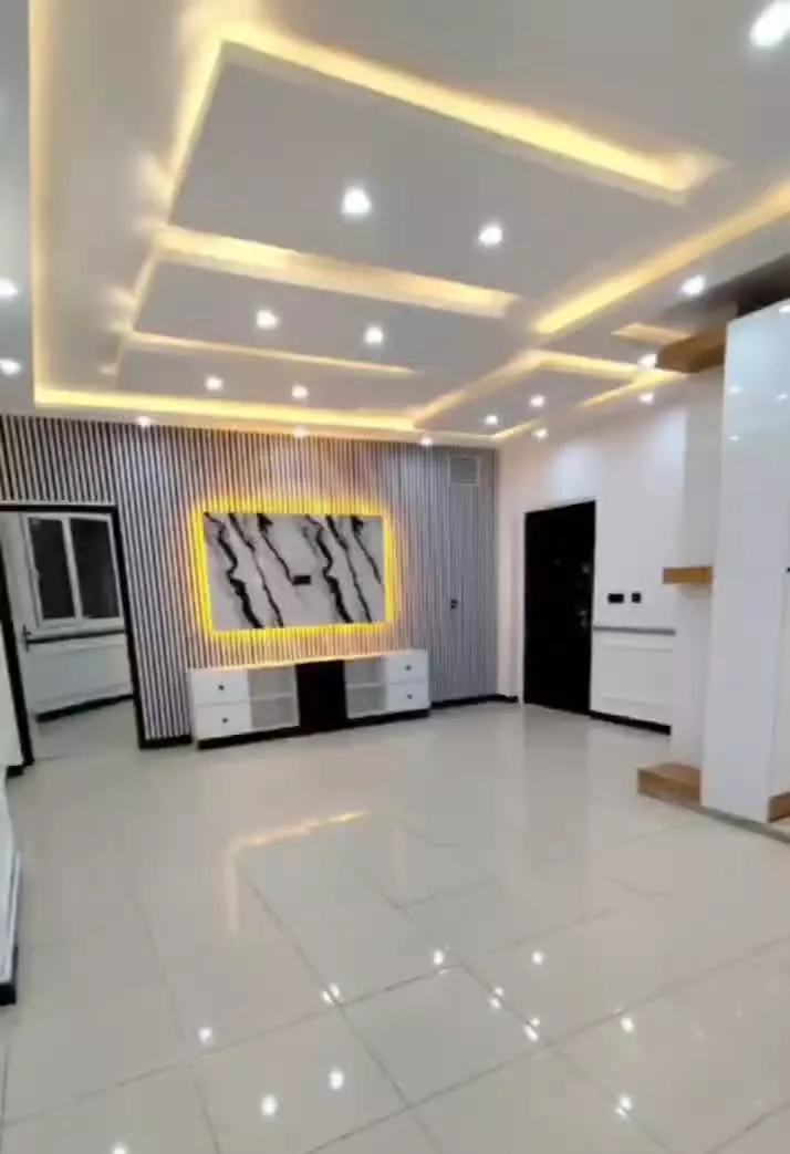 ۶۸متر_سنددار_دسترسی آسان_اندیشه فاز یک_مالک هستم