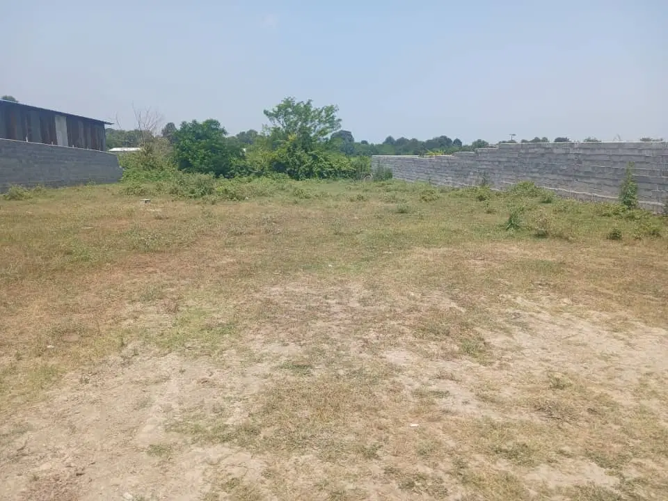 زمین الحاق به بافت ۲۰۰متری روستای گنجیاب