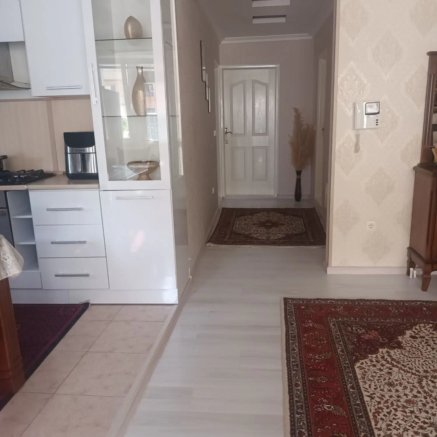 آپارتمان یاپراق