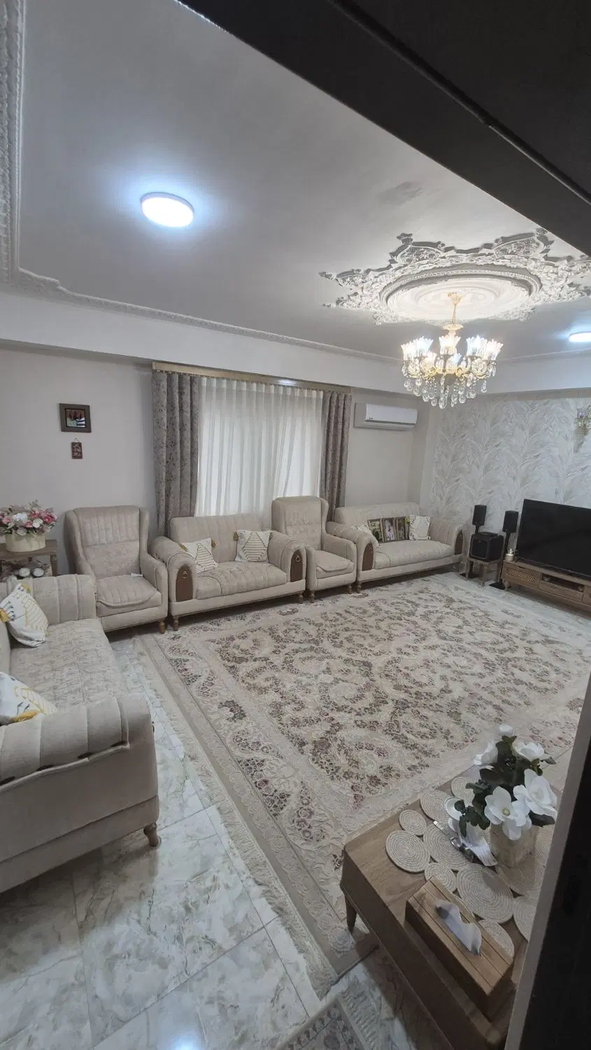 واحد راه جدا