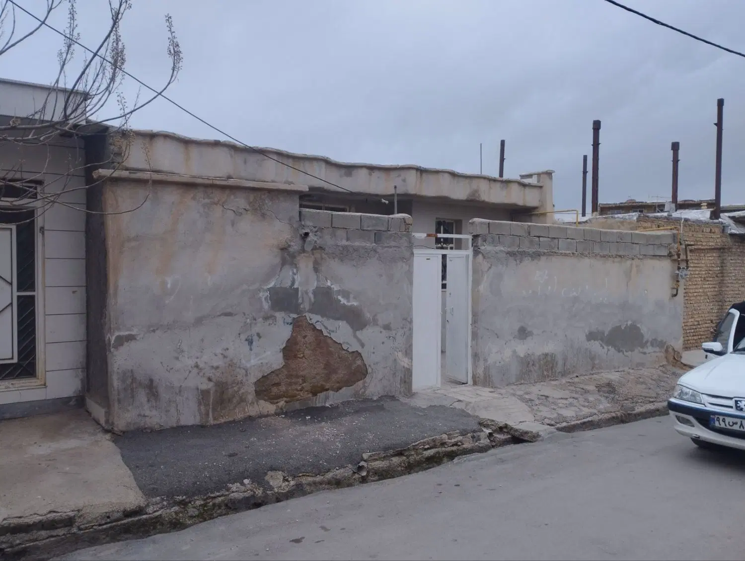 ساختمان کلنگی قابل سکونت