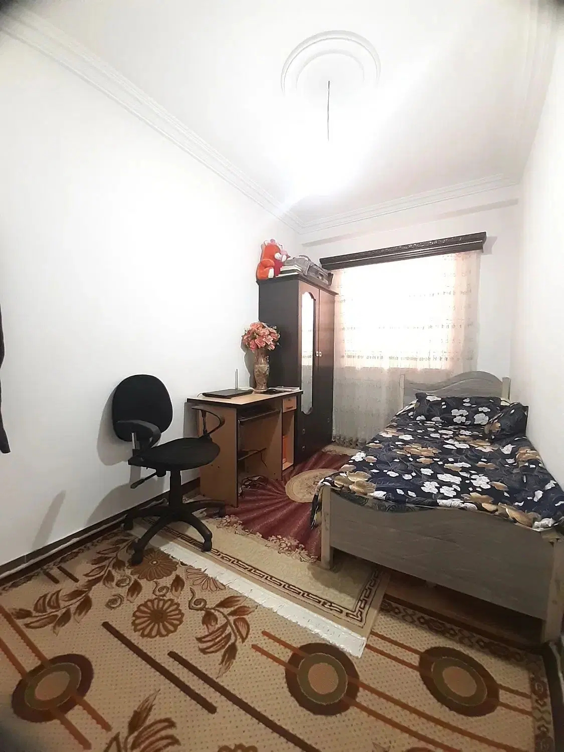 فروش تک واحدی با پارکینگ اختصاصی