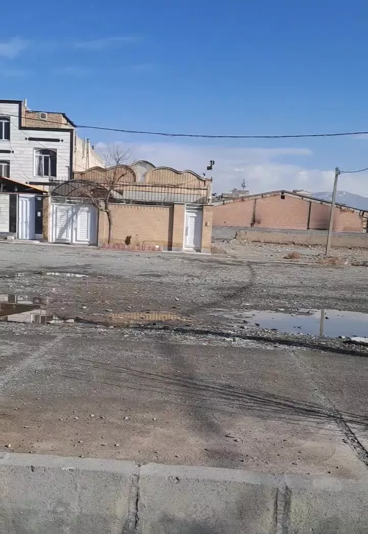 180متر،زمین مسکونی سندشش دانگ عرصه وعیان
