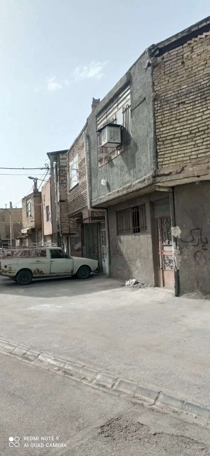 انبار ۵۰ متری همکف نیمه ساز توس ۹۱