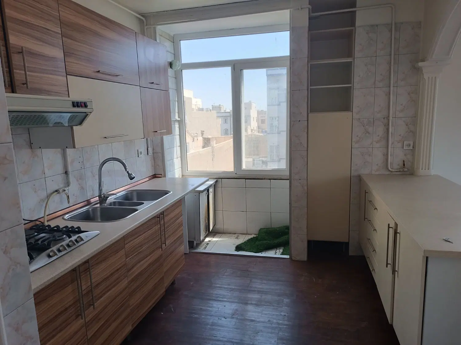 57 متر آپارتمان تک خواب میدان 90 با ویو ابدی