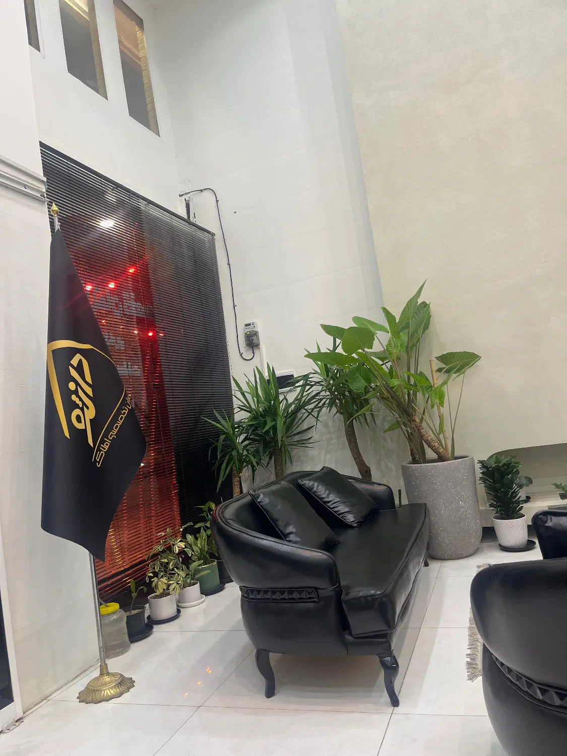 ۱۴۵متری حاشیه ۲۴متری