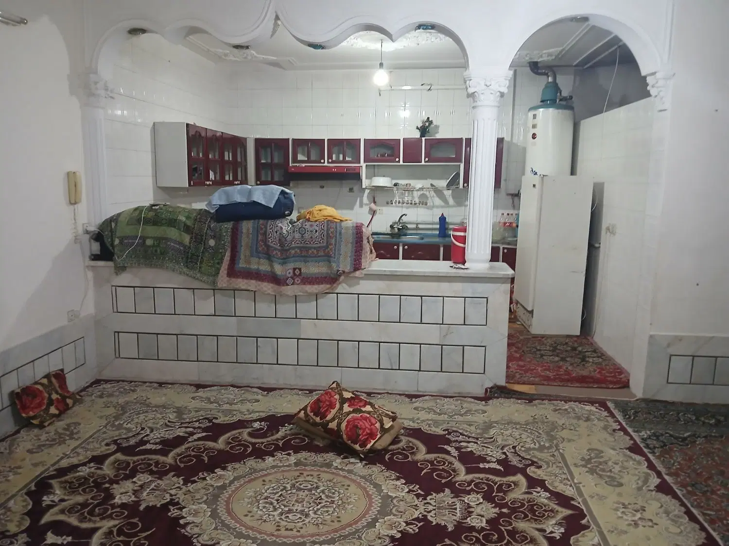 هم کف حیاط مجزا