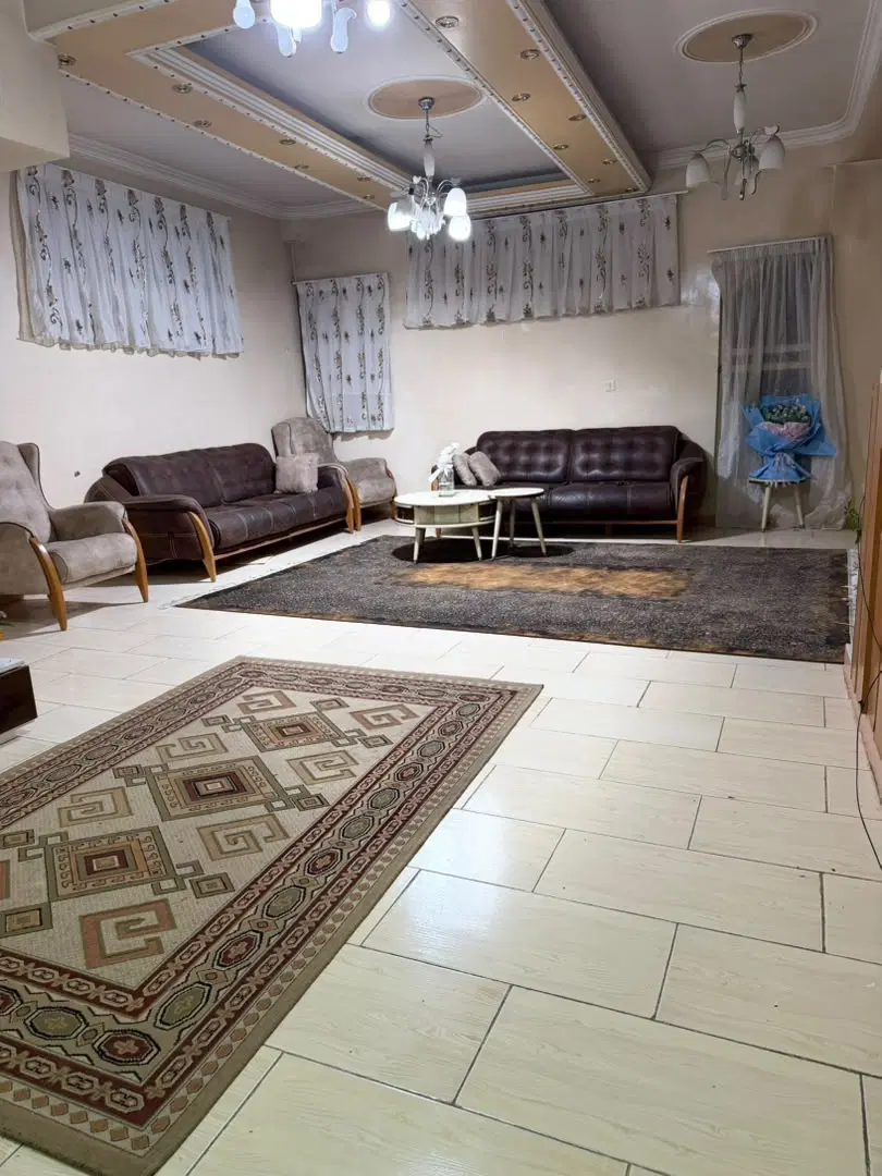 آپارتمان ۲ خواب بلوارگلستان سالن بزرگ(مجتمع حافظ)