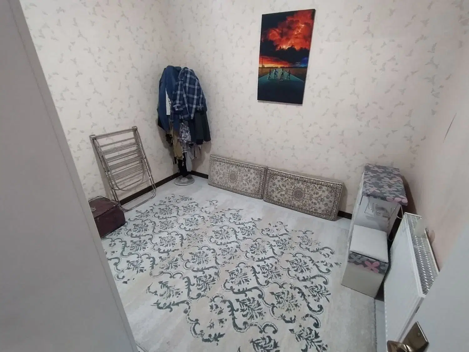قاسم اباد شهرک غرب اپارتمان ۹۰متر دوخواب طبقه دوم