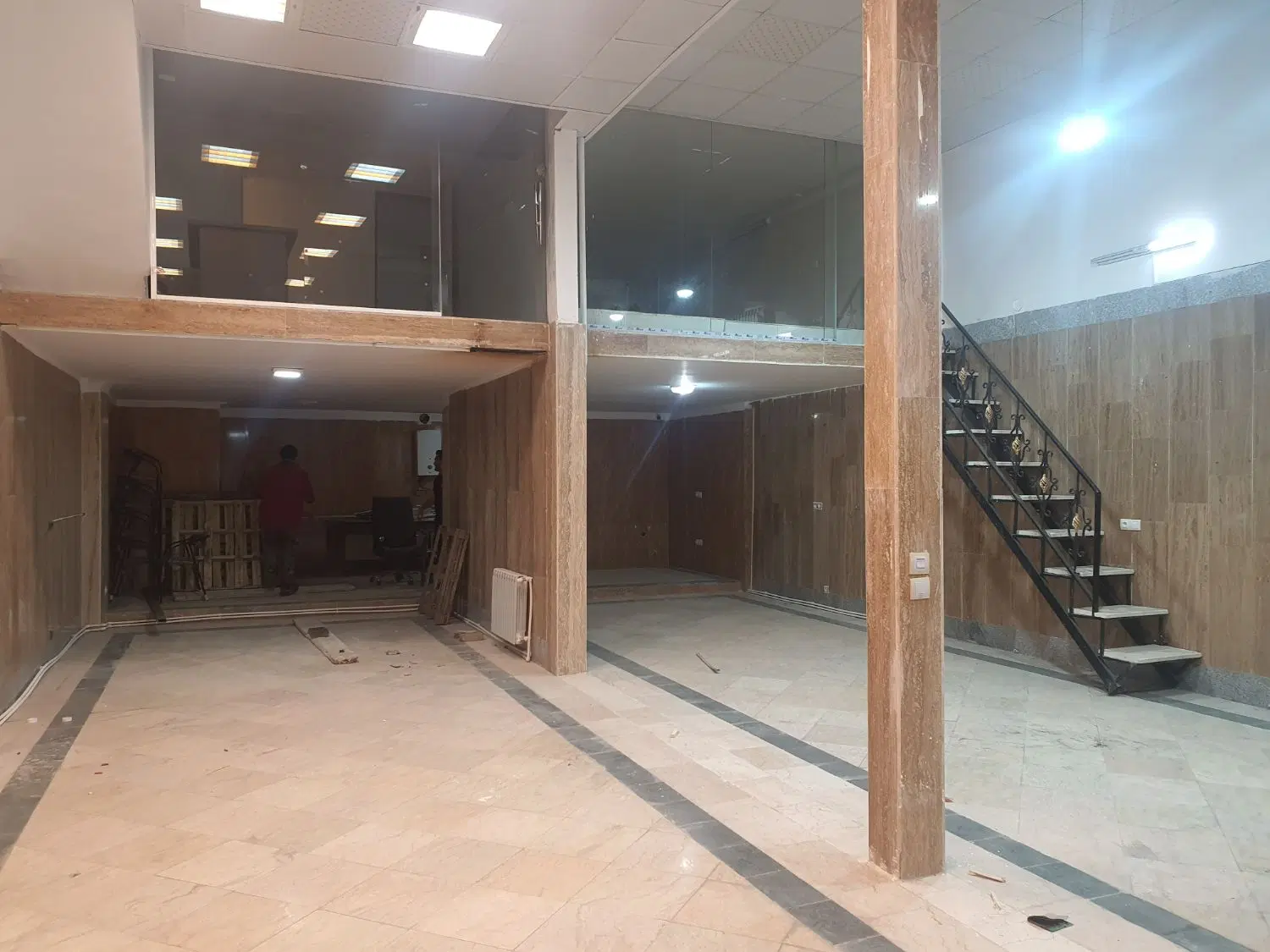 فروش یک ملک تجاری