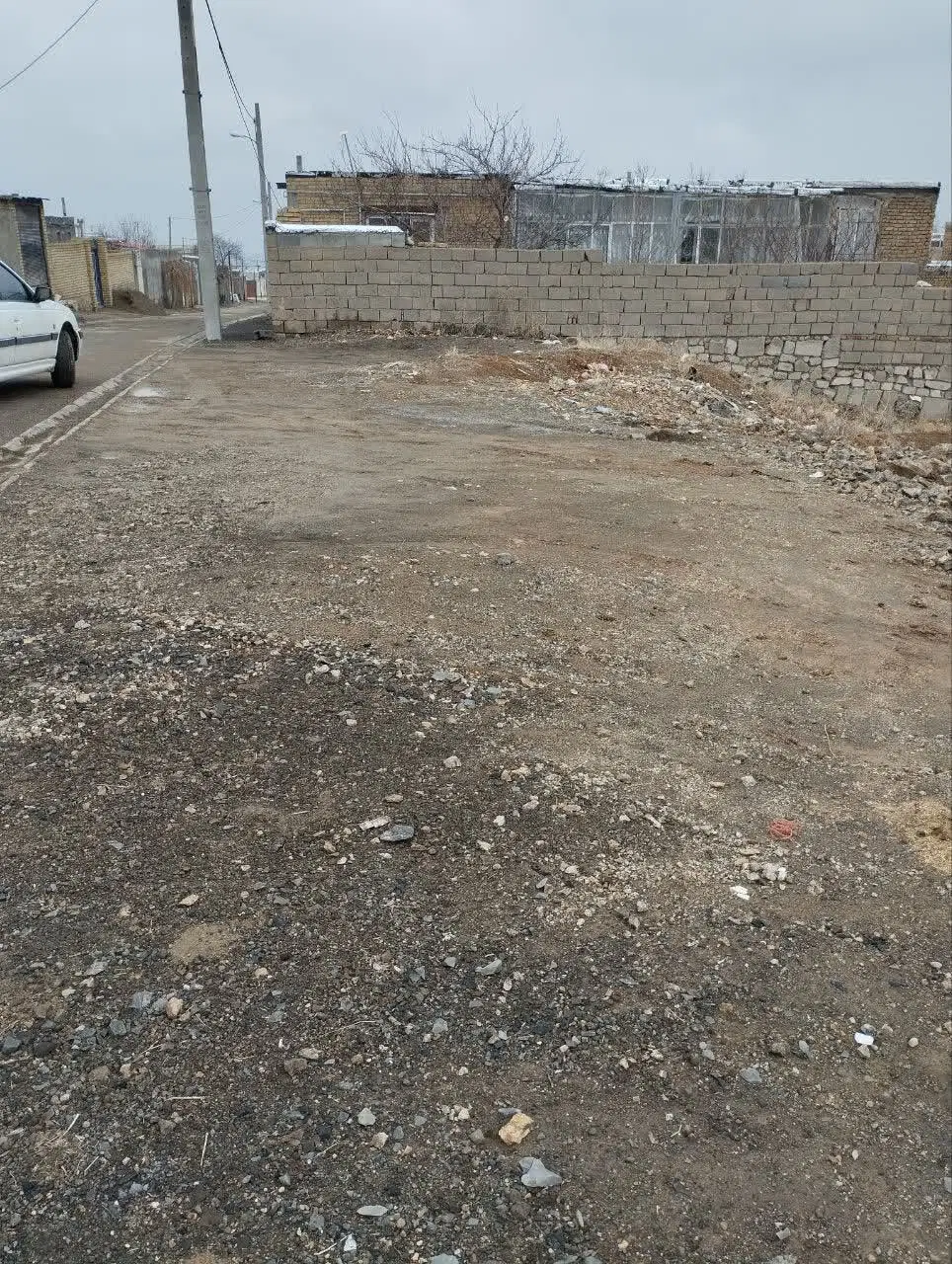 زمین داخل محدود۲۸۰ متری در روستای اژدهاتو
