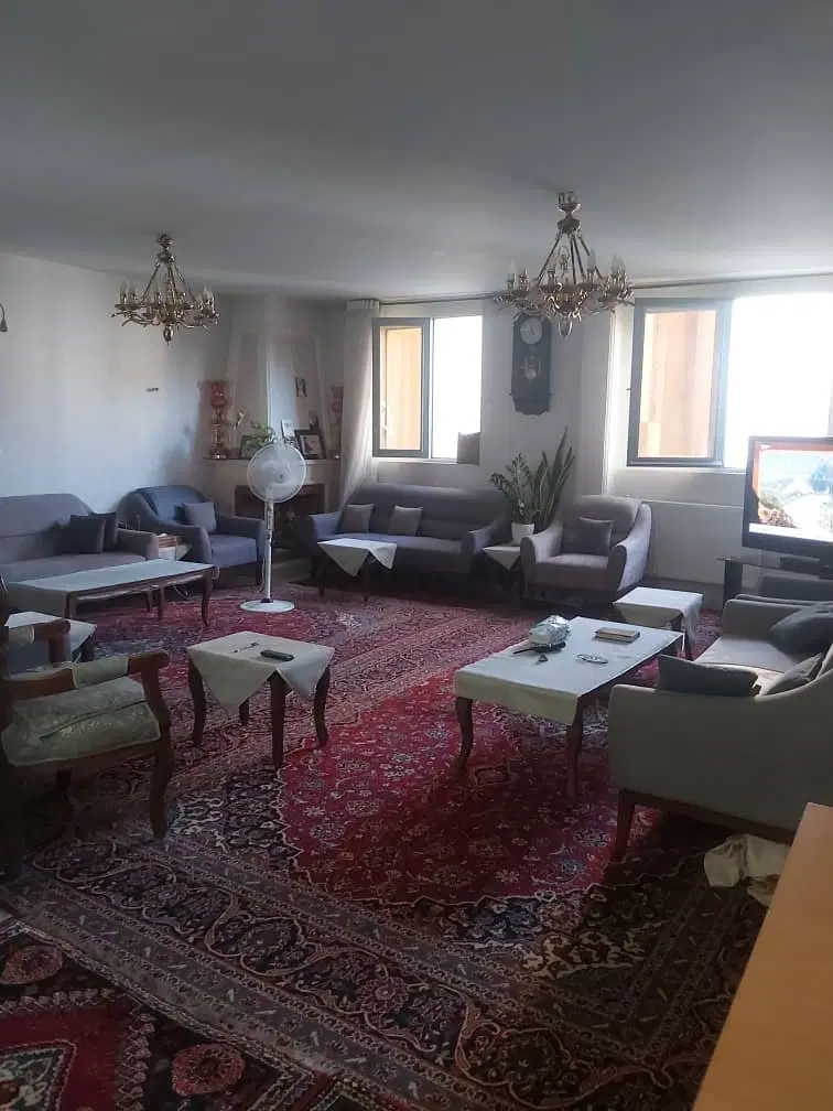 منزل ویلایی 3طبقه 205متر