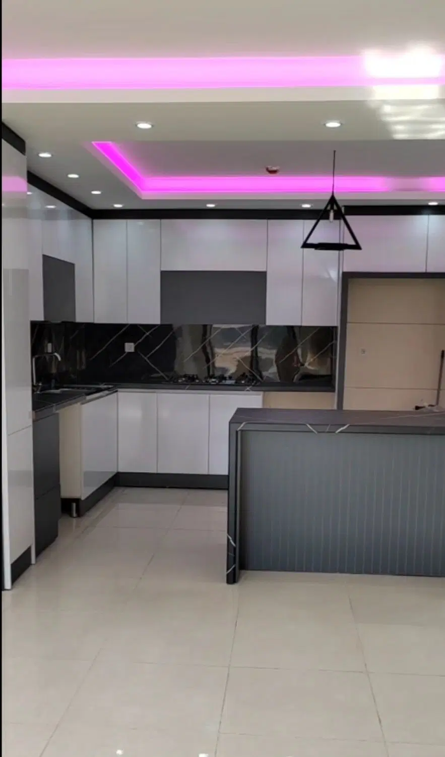 اجاره یا فروش تاپ لوکیش بهارستان  ویو ابدی