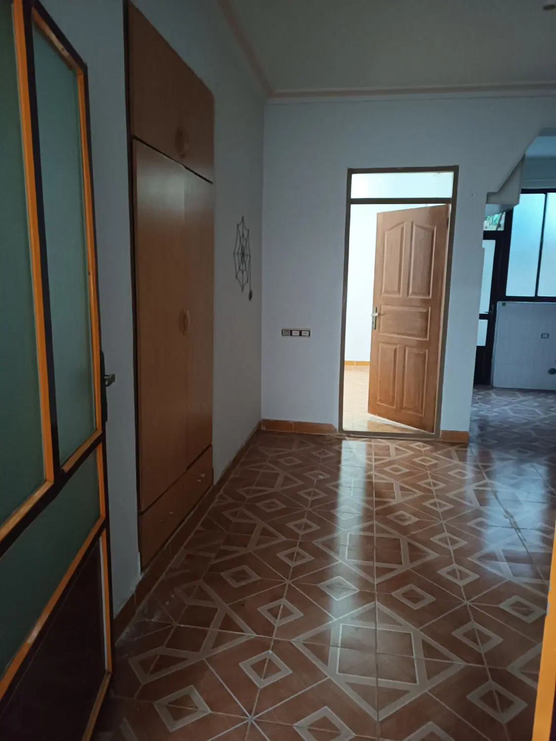 اجاره سوئیت پارکینگ دار