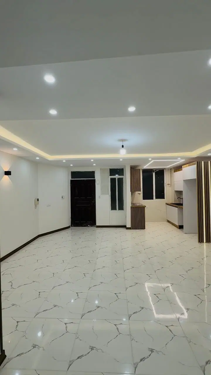 آپارتمان سنددار طبقه۴روبه نما خ قلم بازسازی شده