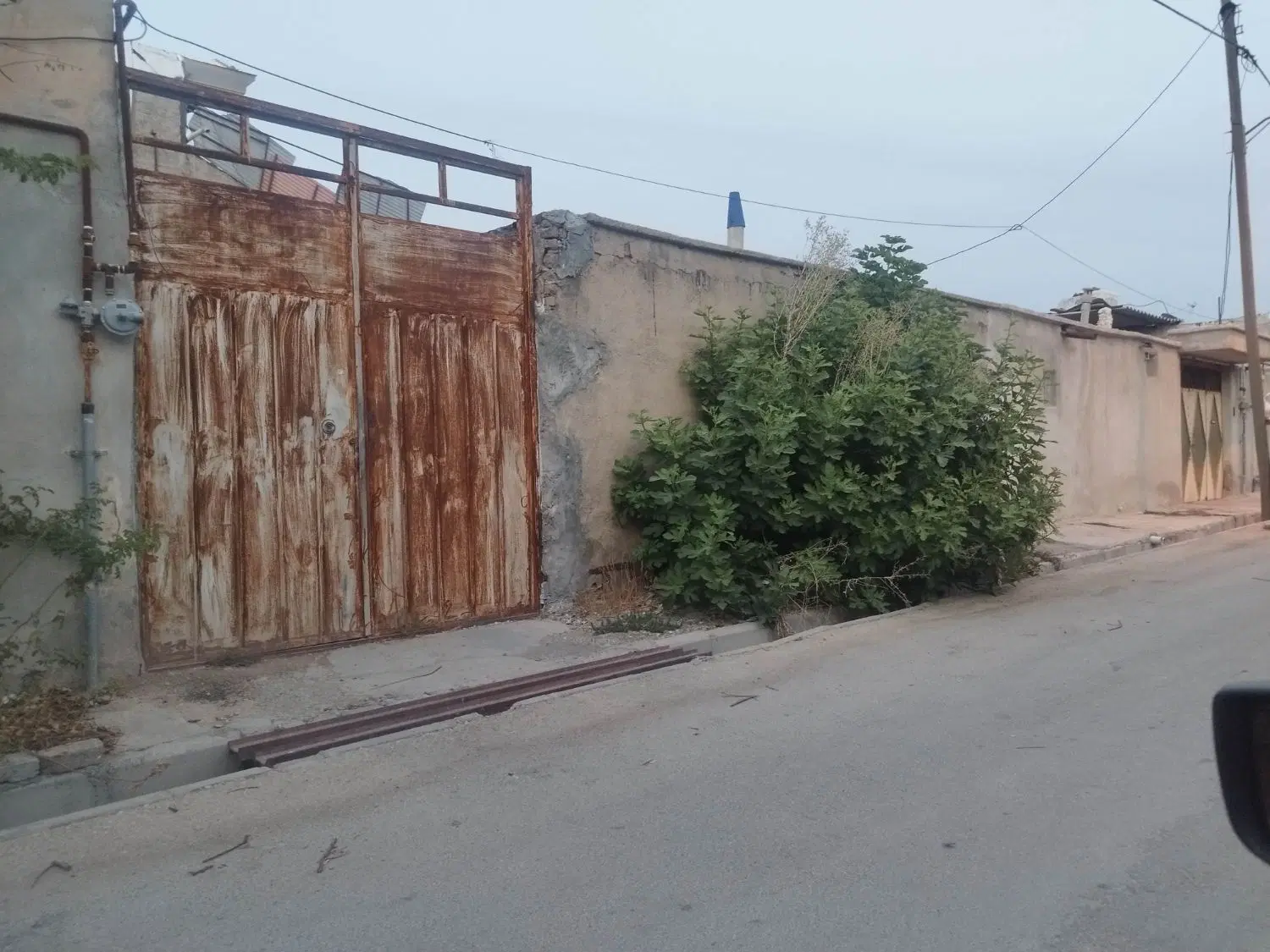 زمین مسکونی