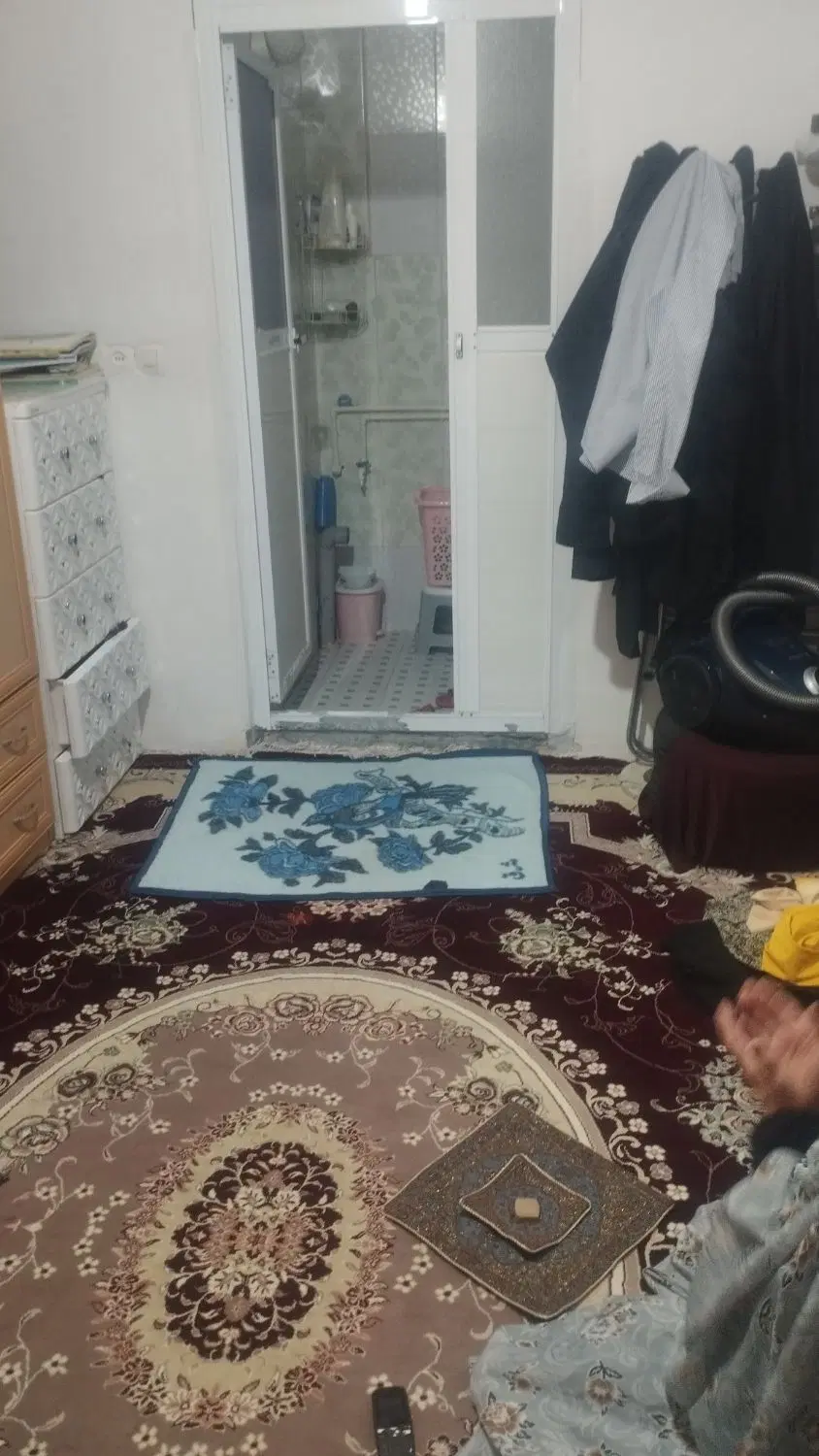 فروش،خانه دوطبقه کوچه ۱۶ متری