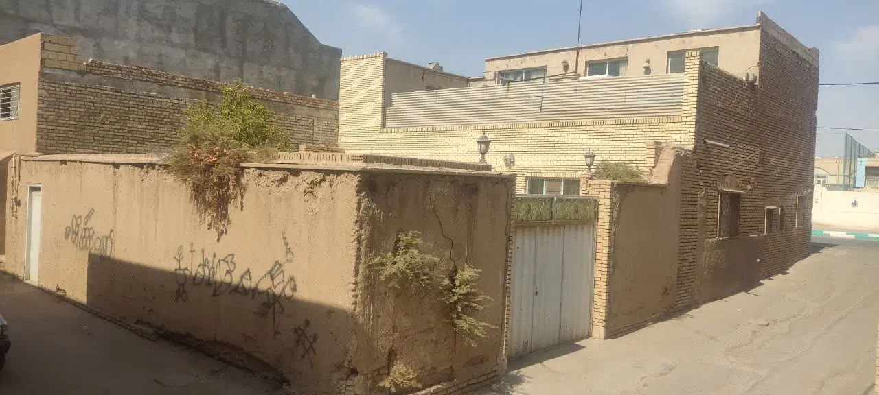 ملک مسکونی موقعیت تجاری