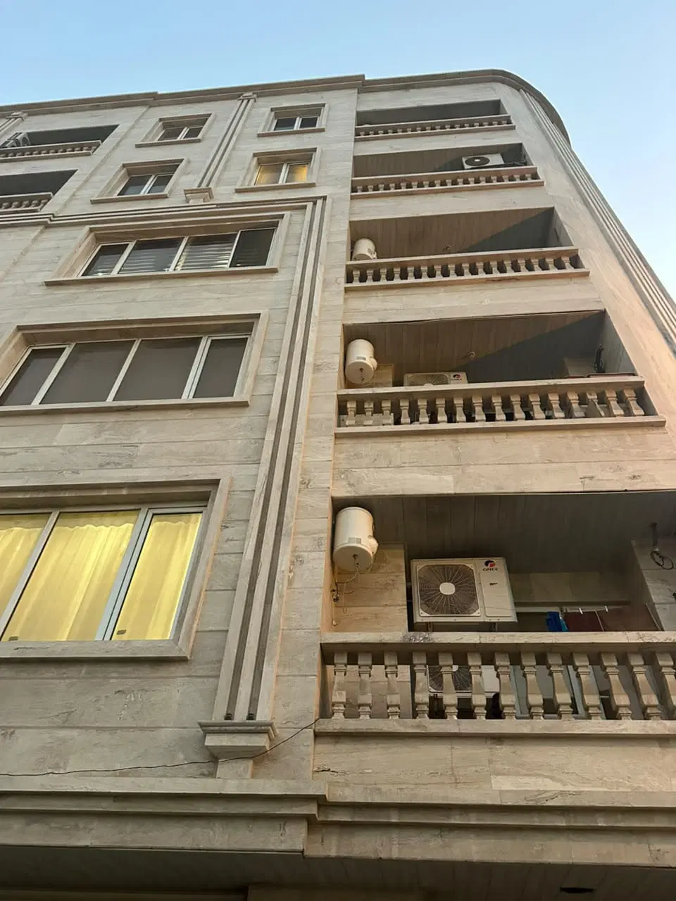 واحد ۷۰ متری تک خواب نوساز جنب پل قدس