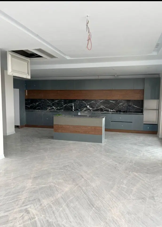 آپارتمان۲۰۰ متر کلیدنخورده آپادانا نوبخت