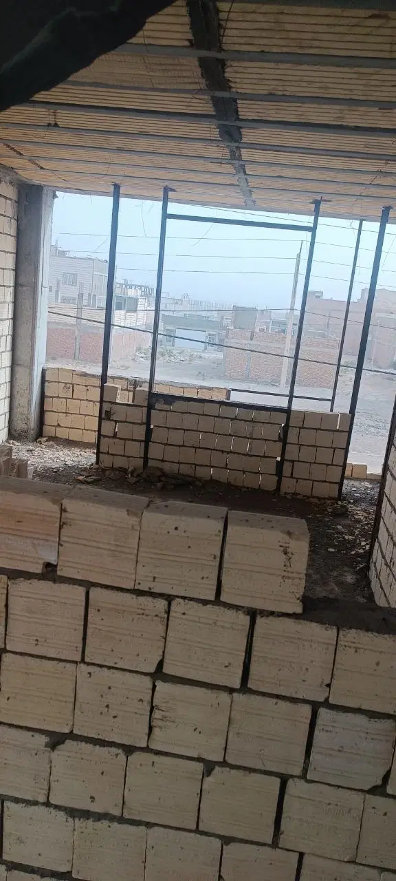 منزل ویلایی نیمه کاره اسکلت آزاددشهرک جهاد